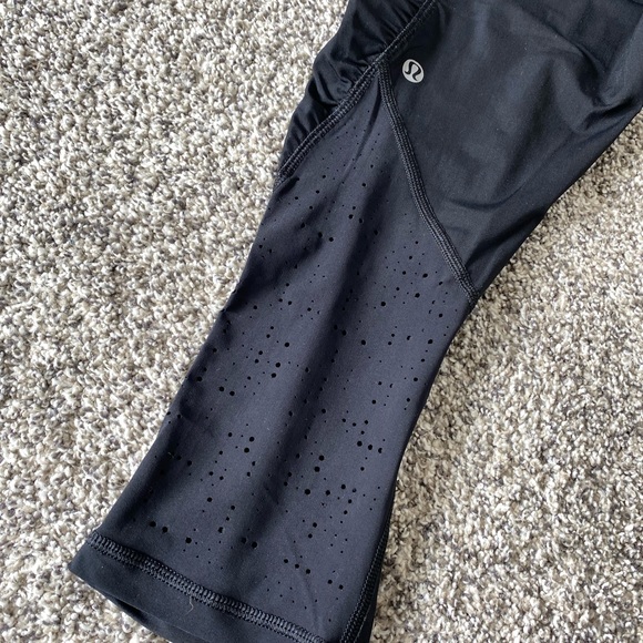 🍁50% Off Sale 🍁 Lululemon Water Bound Crop - Picture 10 of 15